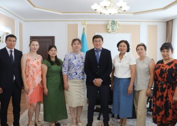 Көкпекті ауданының әкімі БАҚ өкілдеріне құрмет көрсетті