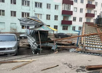 Бір адам мерт болды: Павлодарда қатты дауыл соқты