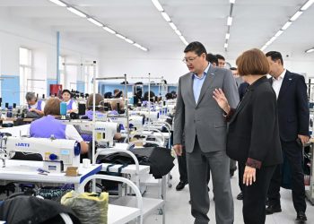 Семейде аяқ киім фабрикасы іске қосылады