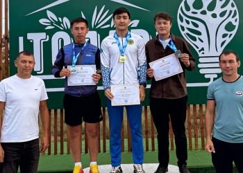 Көкпектілік мұғалім көпсайыстан ел чемпионатында күміс жүлде иеленді