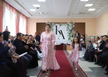 Көкпектіде тұңғыш рет жергілікті қолөнер шеберінің сән кеші өтті