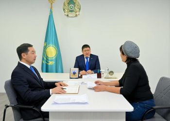 Өңір тұрғындары әкімге жеке мәселелерін айтты