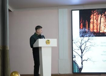 Экологияны қалай сақтаймыз: Семейде студенттерге дәріс оқылды