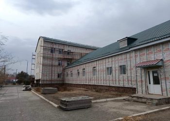 Ақсуат аудандық ауруханасына күрделі жөндеу жүргізіліп жатыр