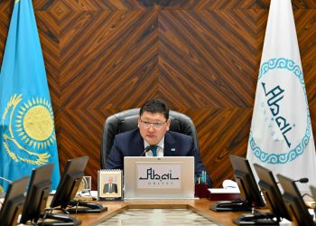 Абай облысының әкімі Берік Уәли өңір тұрғындарын Тәуелсіздік күнімен құттықтады