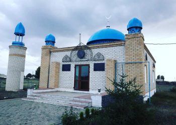 Теректібұлақтағы мешіттің айына оқ атқан кім?